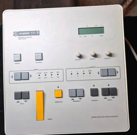 20100622 Amplaid 171 S Diagnostic Audiometer Used And Powers On Not Tested As-is
