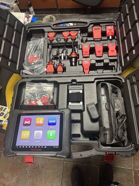V09rkcv01636 Autel Automotive Scan Tool Used
