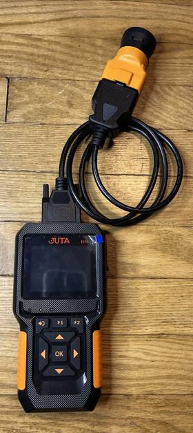 Juta-d50 Juta D50 24v Heavy Duty Diesel Obd2 Scanner Car And Truck 2 In 1 Code Reader Diagnostic