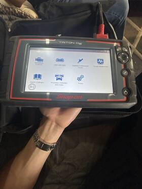 119gfr-506063 Snap-on Triton D8 Automotive Scanner