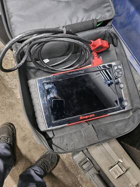 281gfw508873 Snap-on Triton D10 Scanner With Accessories