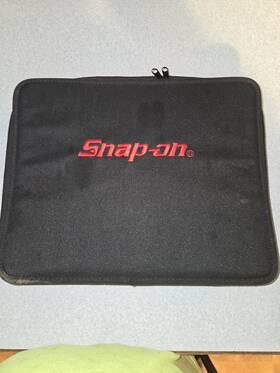 349slj521323 Snap-on Apollo D8 Scan Tool With A/c Charger