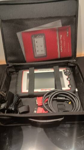 Snap-on Eesc333eur Apollo D8 Car Diagnostic Scanner Obd2 21.4 Version Software