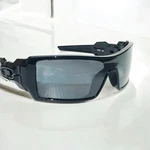 Oakley OO9081 Oil Rig Polished Black Iridium Polarized Men's Sunglasses New. Fixed Price $109.95.
